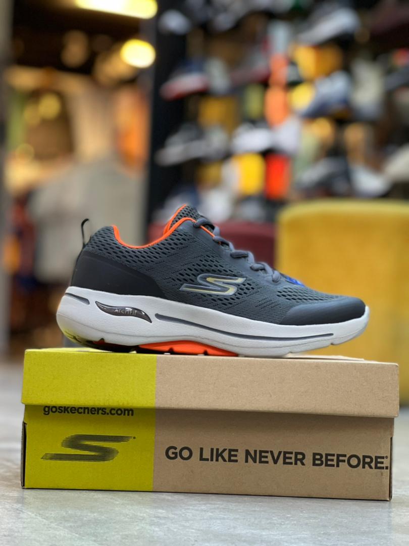 کفش skechers مردانه کد 901288