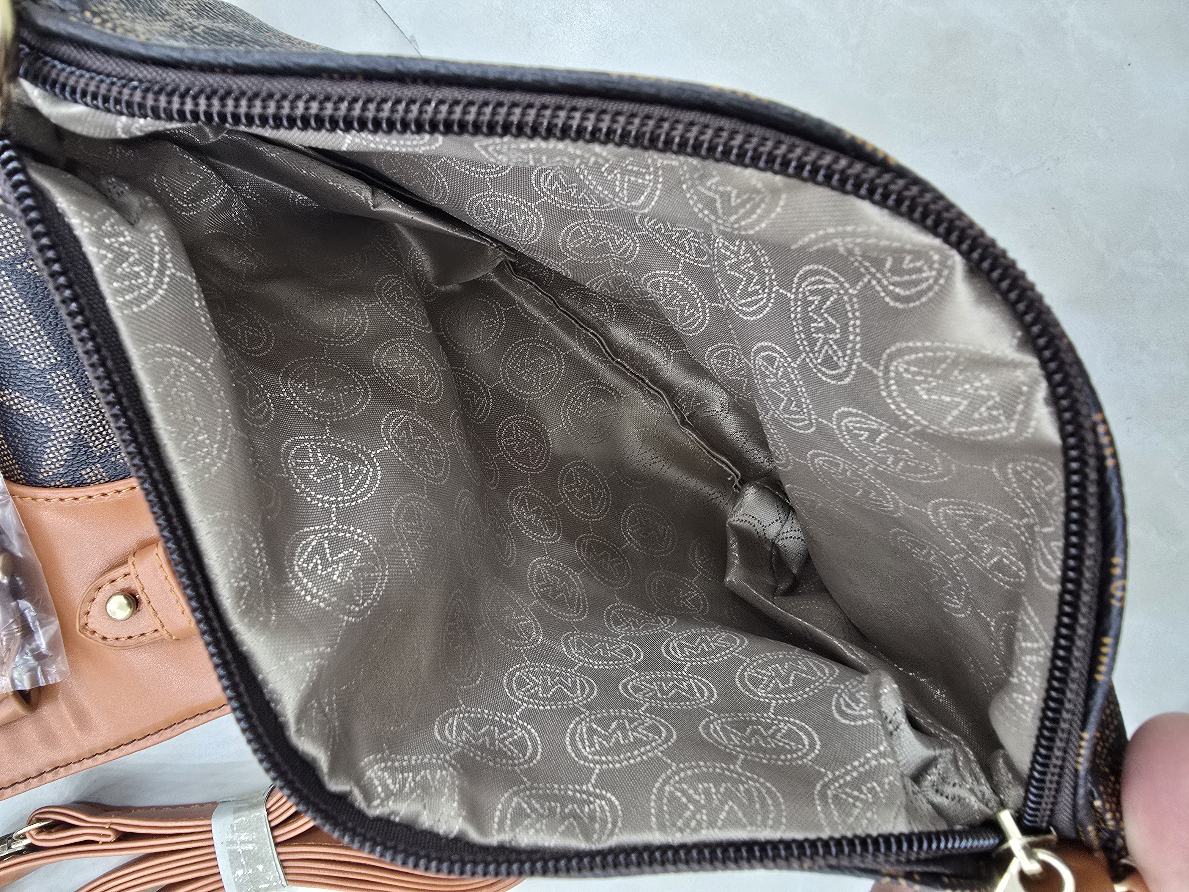 کیف دوتیکه زنانه برند Michael Kors کد 241901