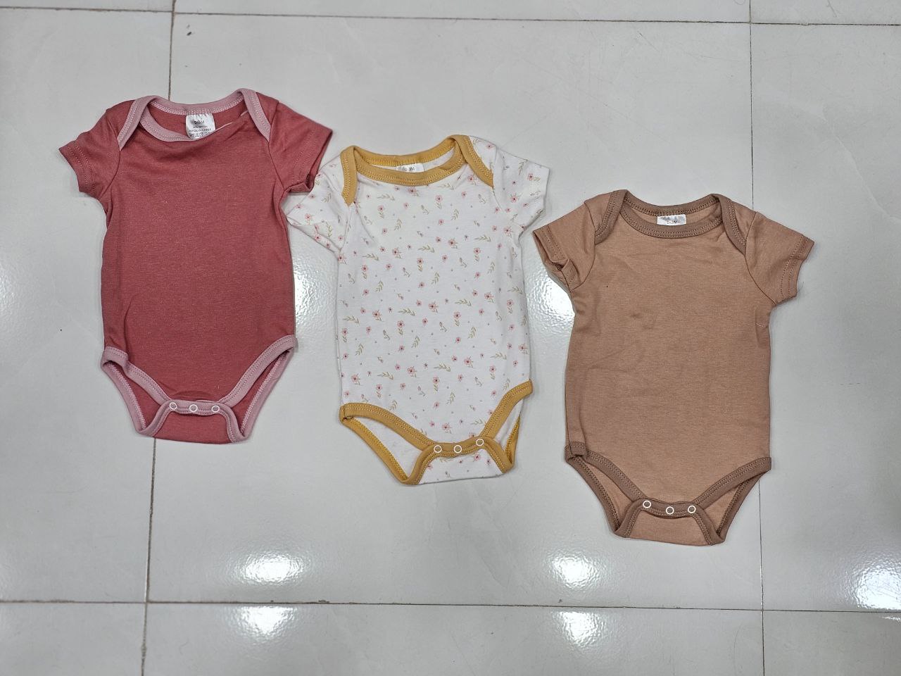 بادی آستین کوتاه بچگانه سایز 0 تا 6 ماه کد 414073