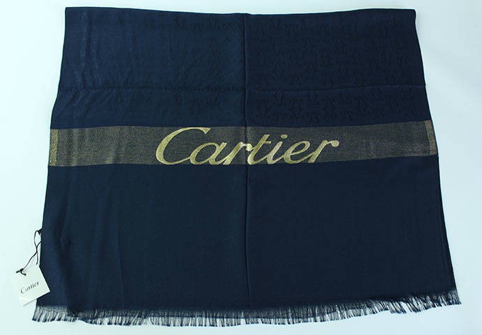 شال مارک دار زنانه 100442 طرح CARTIER