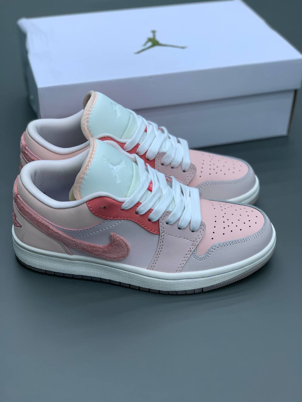 کفش زنانه NIKE AIR JORDAN1 کد 415599